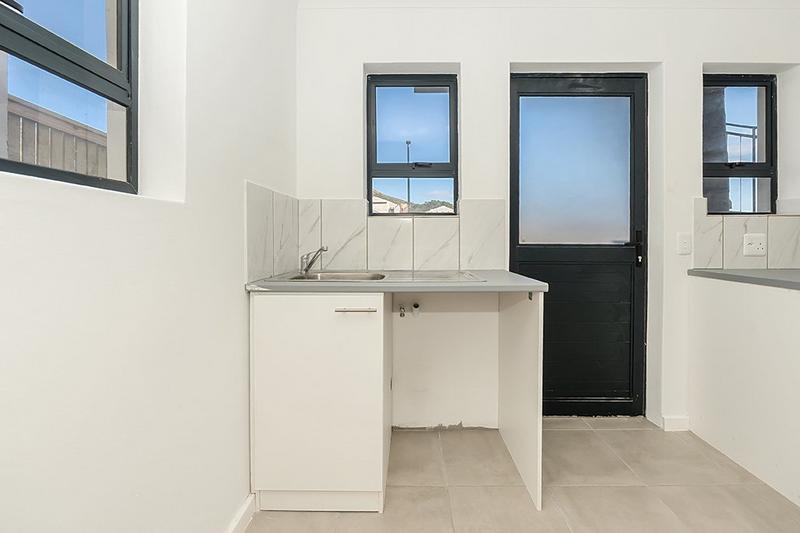 To Let 2 Bedroom Property for Rent in Kommetjie Western Cape